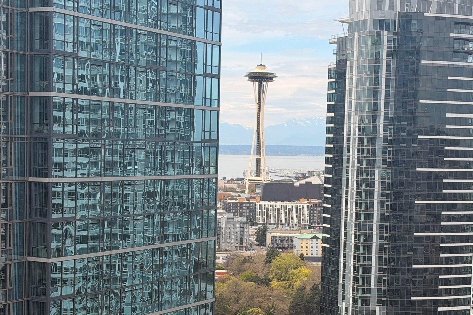 What to Check Before Buying a Seattle Condo